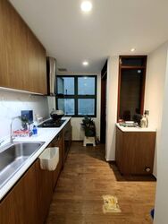 Holland Road (D10), Condominium #603738991